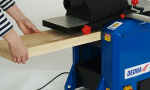 Grubiarko-wyrówniarka 1400W szer.max 204mm wysok.max 210mm(DED7813)