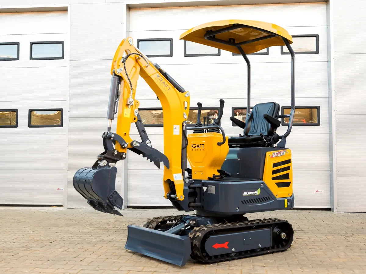 Koparka KRAFT MACHINES KE12HY silnik Kubota - obrazek 2