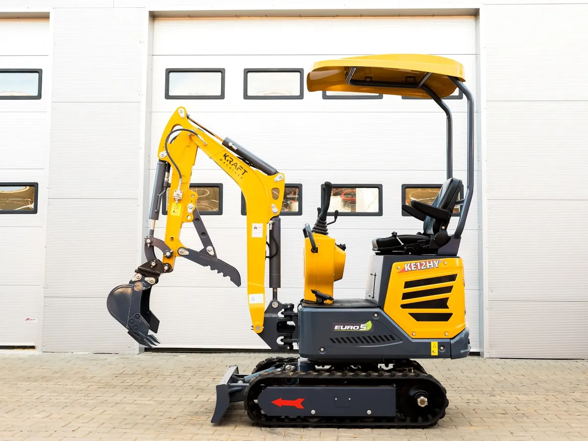 Koparka KRAFT MACHINES KE12HY silnik Kubota - obrazek 4