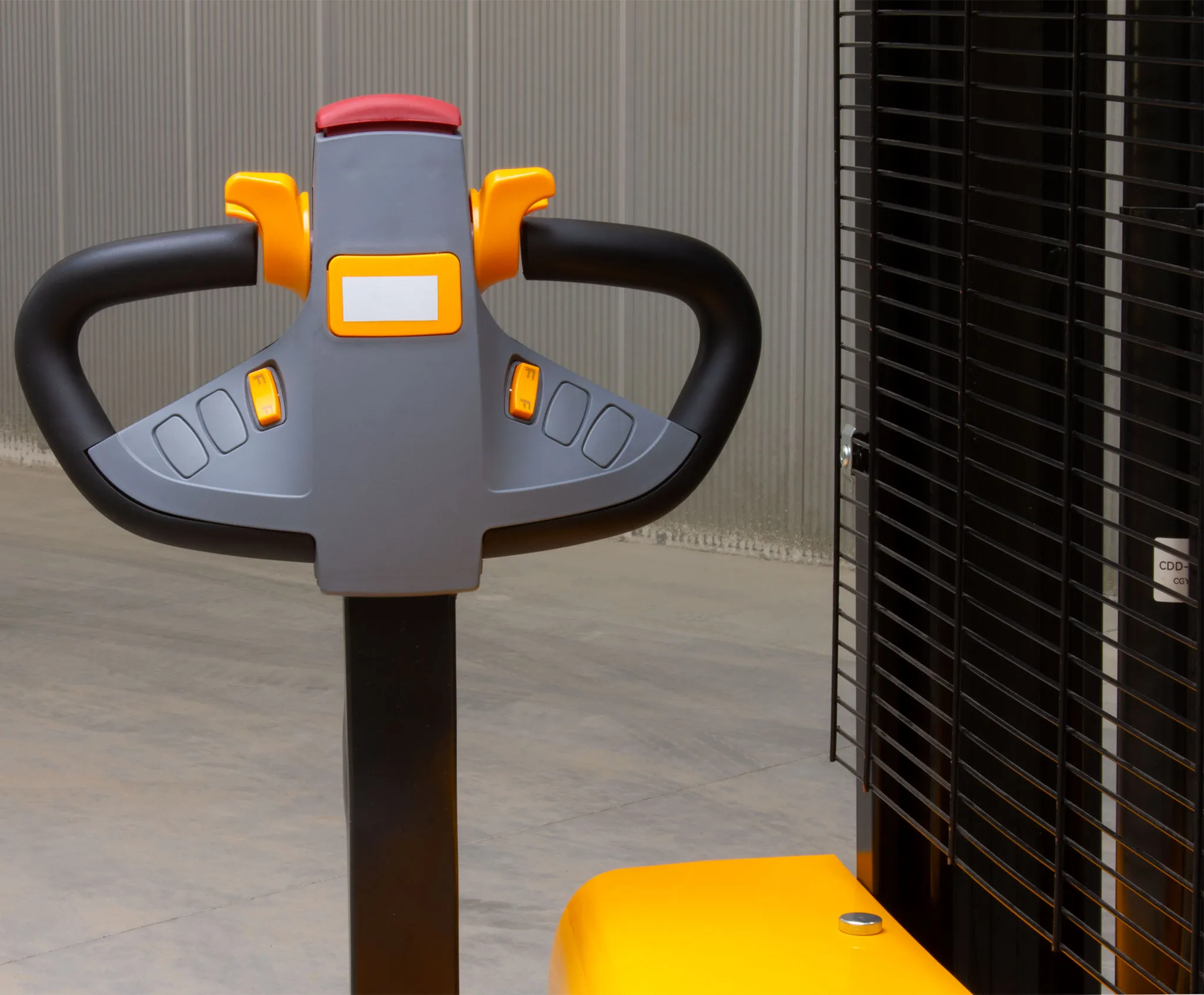 Wózek elektryczny podnośnikowy magazynowy 1500 kg / 3 m (WE1530R) - obrazek 12