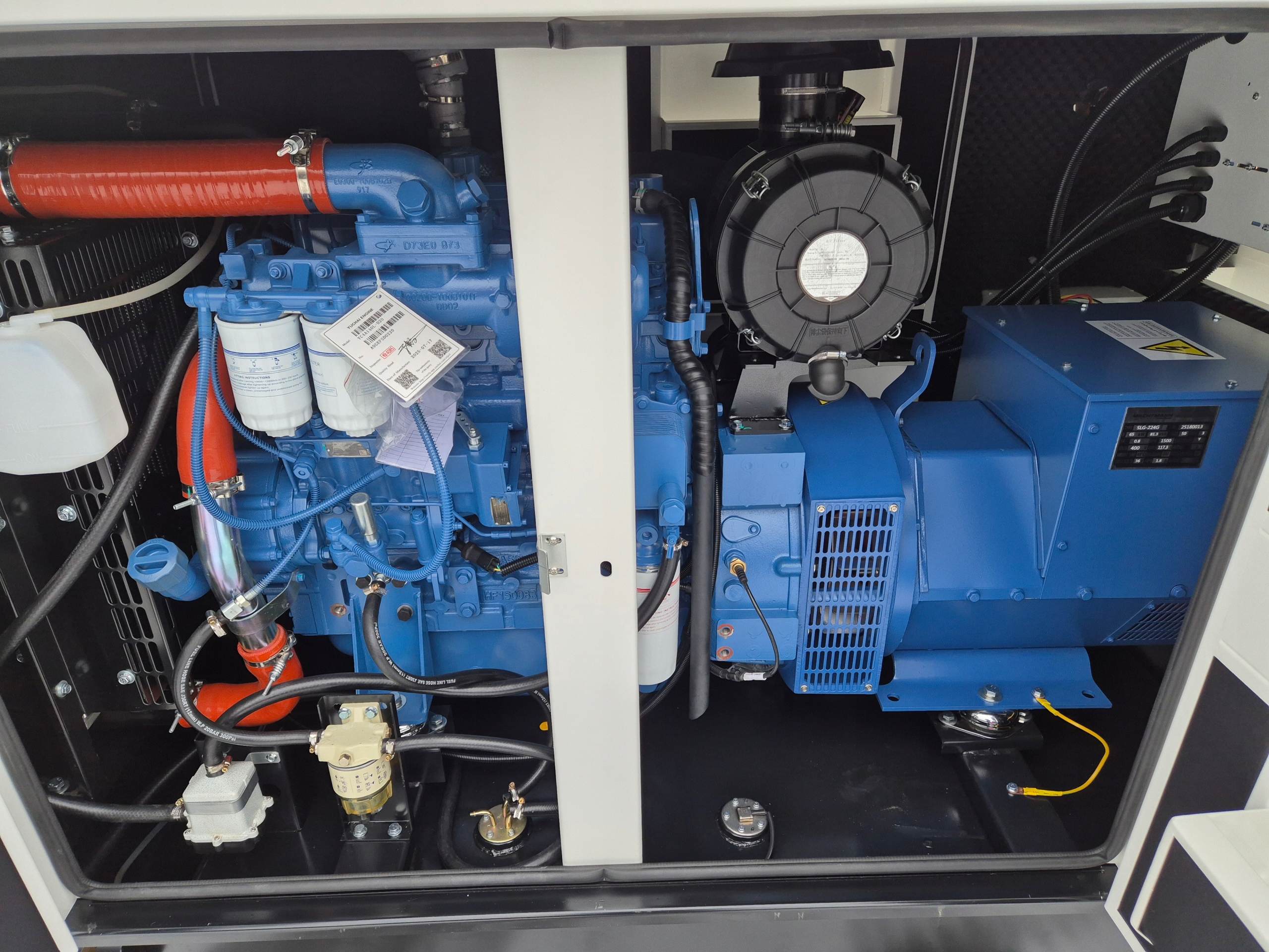 Generator Agregat Prądotwórczy Machtmann 300kW ATS Trójfazowy silnik YUCHAI Rodzaj stacjonarny
