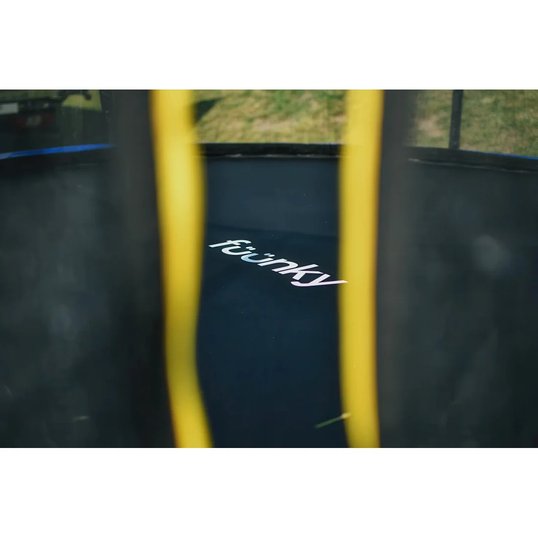 TRAMPOLINA 8FT 244CM+DRABINKA+SIATKA NA OBUWIE (005547) - obrazek 3